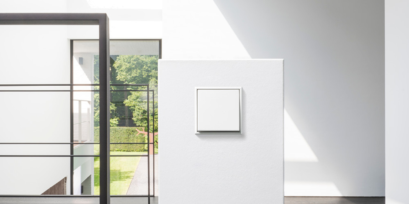 JUNG Schalterprogramme bei Ing. Lothar Kunze Elektro GmbH in Halle